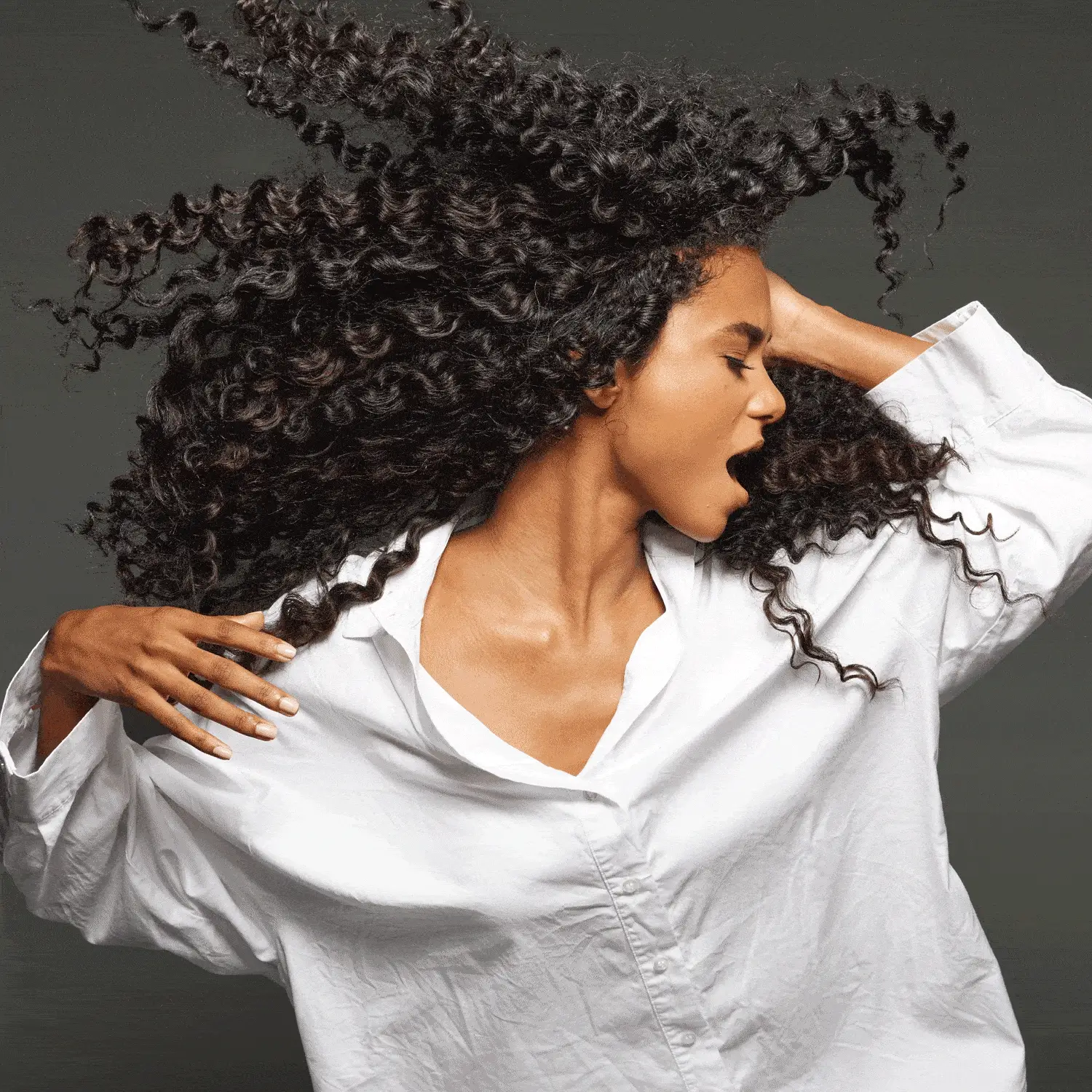 Shook ~ Mix + Fix Bundling Curly Hair Spray - Image 5